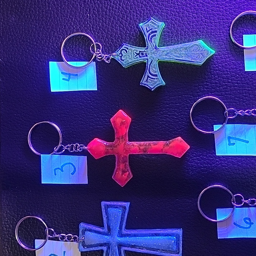 Handmade Cross Keychains - Picture 4 of 7